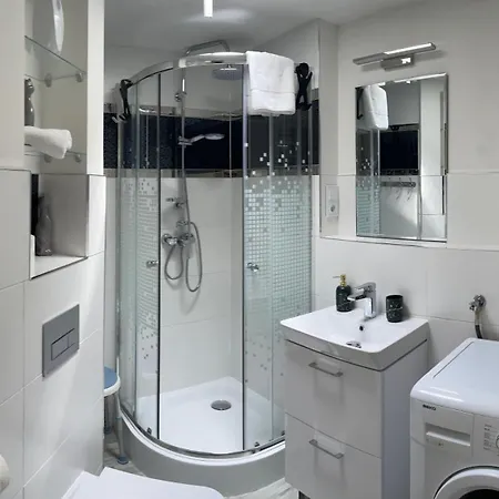 Przystanek - Ul Karkonoska 2 Apartment