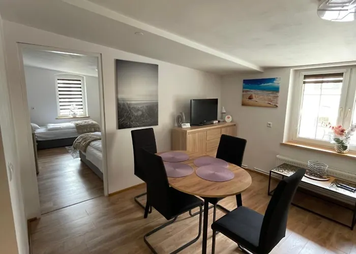 Przystanek - Ul Karkonoska 2 * Karpacz