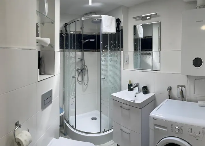 Przystanek - Ul Karkonoska 2 Appartement